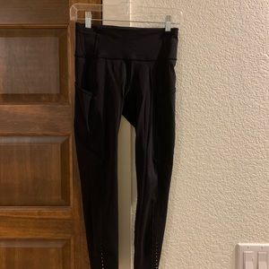 Lululemon Fast & Free Reflective Tight Size 6. 25”